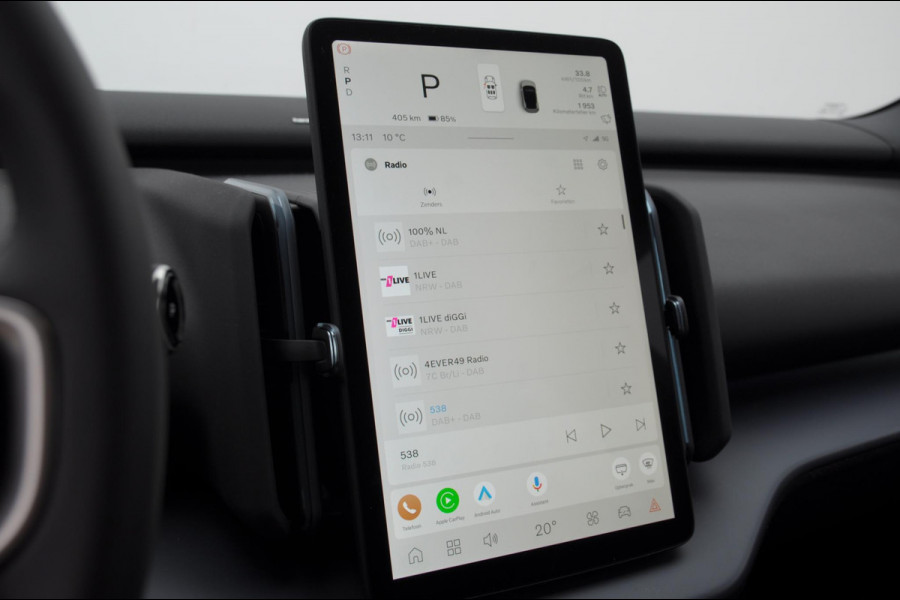 Volvo EX30 272PK Ext. Range Plus / Adaptieve Cruise Control/ Dodehoek Detectie / Parkeersensoren voor en achter/ Achteruitrijcamera/ Warmtepomp/ Google Services/W