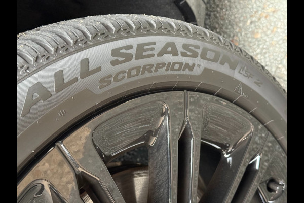 Land Rover Range Rover Evoque P270e Dynamic SE Carpathian Grey Black Pack Panodak ACC Meridian SoundStoel+Stuurverwarming