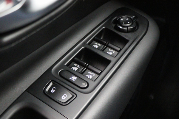 Jeep Renegade 4xe 240 Plug-in Hybrid Electric S Camera, Apple Carplay, ACC, Keyless, Dodehoeksensor, 19"