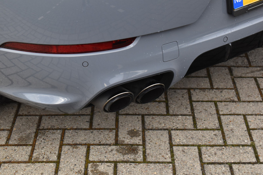 Porsche Cayenne 3.0 E-Hybrid 470pk SportDesign | Pano | Bijrij. Display | Matrix | ACC | 22'' Wielen | Trekhaak | Achterasbest. | Bose |