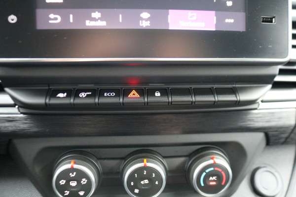 Nissan Primastar 2.0 dCi 130pk L2 H1 Airco Navigatie Camera Trekhaak