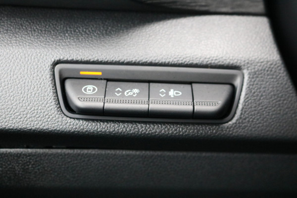 Nissan Primastar 2.0 dCi 130pk L2 H1 Airco Navigatie Camera Trekhaak