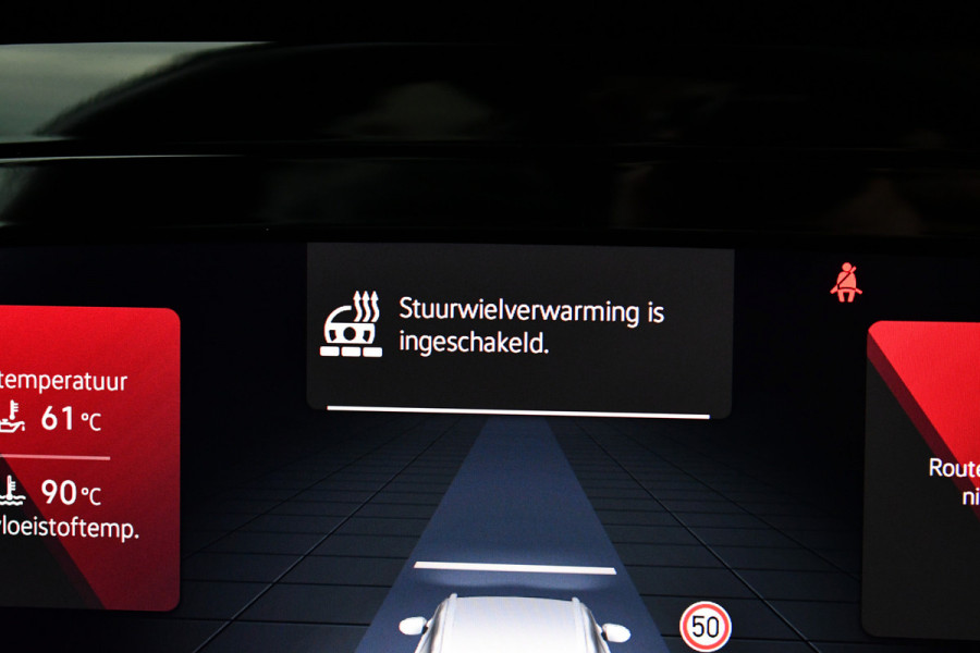 Volkswagen Golf 1.5 eTSI R-Line Pano 19inch Trekh IQ-light ACC Camera