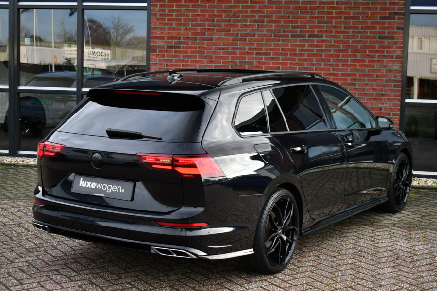 Volkswagen Golf 1.5 eTSI R-Line Pano 19inch Trekh IQ-light ACC Camera