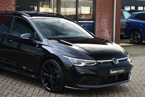 Volkswagen Golf 1.5 eTSI R-Line Pano 19inch Trekh IQ-light ACC Camera