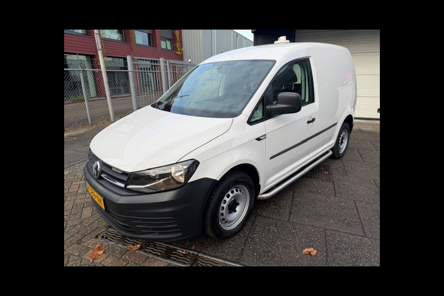 Volkswagen Caddy 1.4 TGI L1H1 EcoFuel Trendline AIRCO I MULTIMEDIA I TREKHAAK I SIDEBARS I 1e EIGENAAR I RIJDEN OP GROEN GAS = CO2 NEUTRAAL I COMPLETE ONDERHOUDSHISTORIE