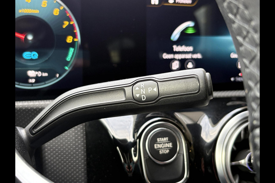 Mercedes-Benz A-Klasse 250 e Business Solution AMG Limited | Wegklapbare trekhaak | Stoelverwarming | Half leder | Camera