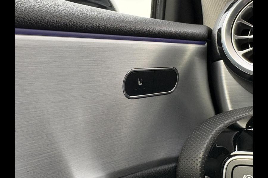 Mercedes-Benz A-Klasse 250 e Business Solution AMG Limited | Wegklapbare trekhaak | Stoelverwarming | Half leder | Camera