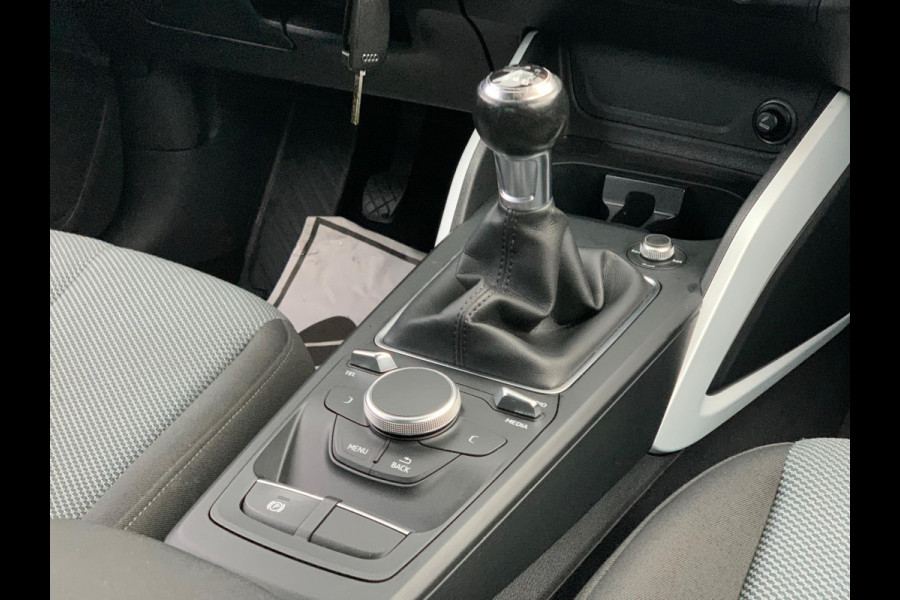 Audi Q2 1.6 TDI Design Pro Line EURO6 2017 ! NAVI 18''LUXE!