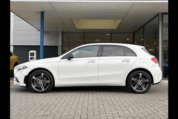Mercedes-Benz A-Klasse 250 e Business Solution AMG Limited | Wegklapbare trekhaak | Stoelverwarming | Half leder | Camera