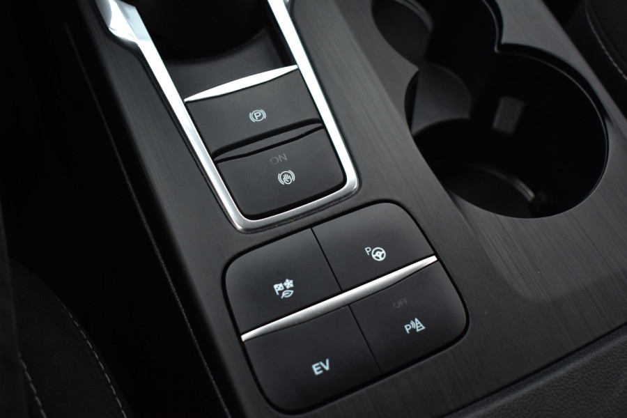 Ford Kuga 2.5 PHEV 225PK AUT. TITANIUM.LED TREKHAAK/NAVI/CAMERA