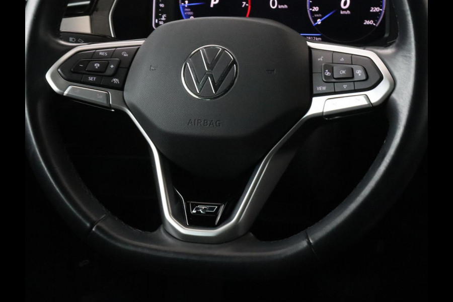 Volkswagen Passat 1.5 TSI R-Line | Nappaleder | Stoelverwarming | Camera | Carplay | Massage | Memory | Side Assist | Navigatie | Matrix LED | Adaptive cruise