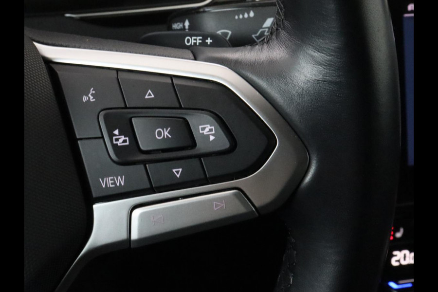 Volkswagen Passat 1.5 TSI R-Line | Nappaleder | Stoelverwarming | Camera | Carplay | Massage | Memory | Side Assist | Navigatie | Matrix LED | Adaptive cruise