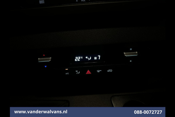 Mercedes-Benz Sprinter 315 CDI 150pk L2H1 Euro6 Airco | Camera | Apple Carplay | Chauffeursstoel | Trekhaak Android Auto