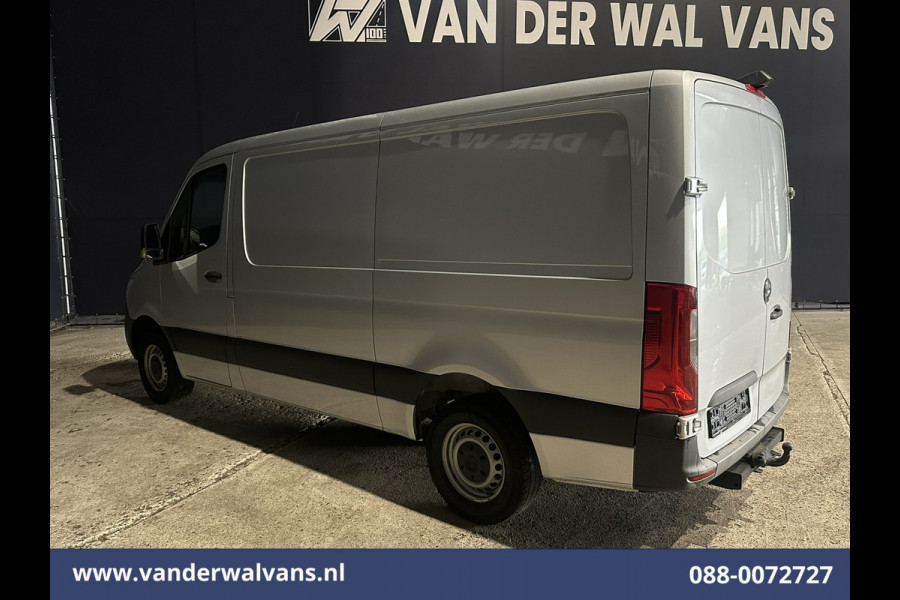 Mercedes-Benz Sprinter 315 CDI 150pk L2H1 Euro6 Airco | Camera | Apple Carplay | Chauffeursstoel | Trekhaak Android Auto