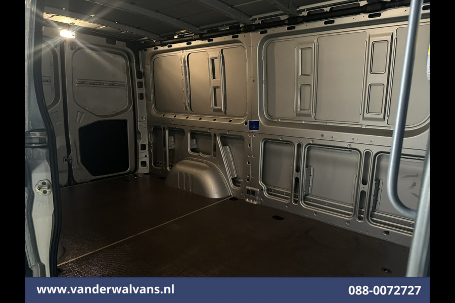 Mercedes-Benz Sprinter 315 CDI 150pk L2H1 Euro6 Airco | Camera | Apple Carplay | Chauffeursstoel | Trekhaak Android Auto