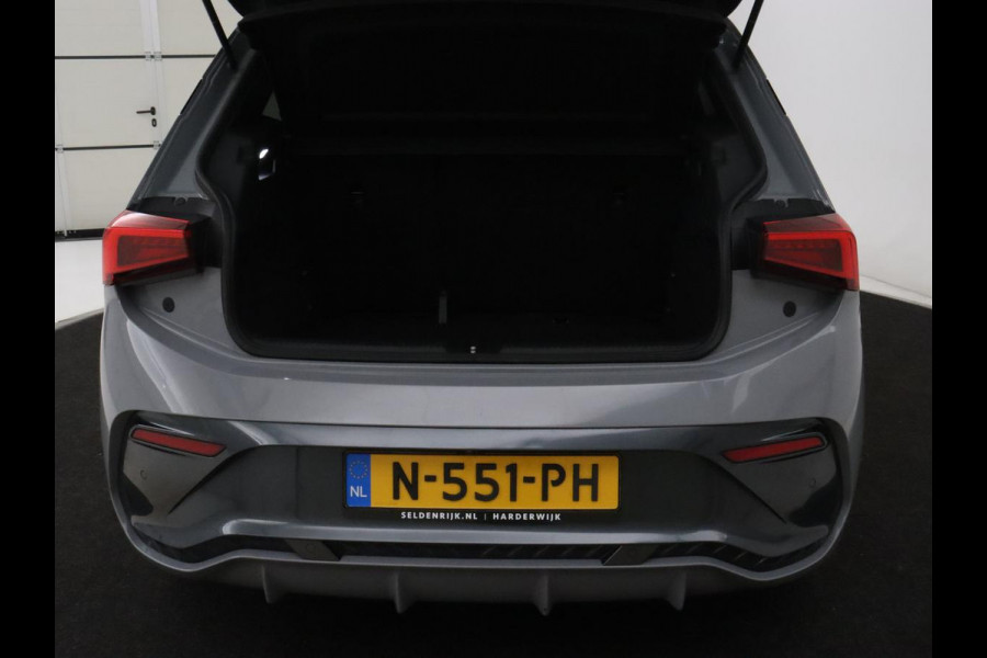 CUPRA Born Adrenaline One 62 kWh | Stoelverwarming | Adaptive cruise | Camera | Carplay | Stuurverwarming | Sfeerverlichting | Navigatie | Full LED | Keyless