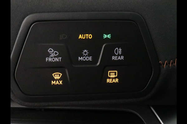 CUPRA Born Adrenaline One 62 kWh | Stoelverwarming | Adaptive cruise | Camera | Carplay | Stuurverwarming | Sfeerverlichting | Navigatie | Full LED | Keyless