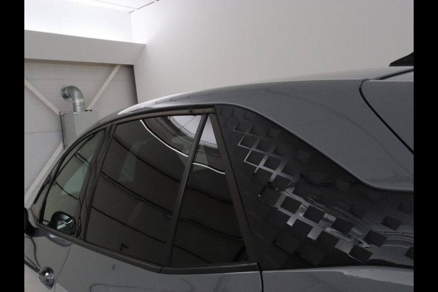 CUPRA Born Adrenaline One 62 kWh | Stoelverwarming | Adaptive cruise | Camera | Carplay | Stuurverwarming | Sfeerverlichting | Navigatie | Full LED | Keyless