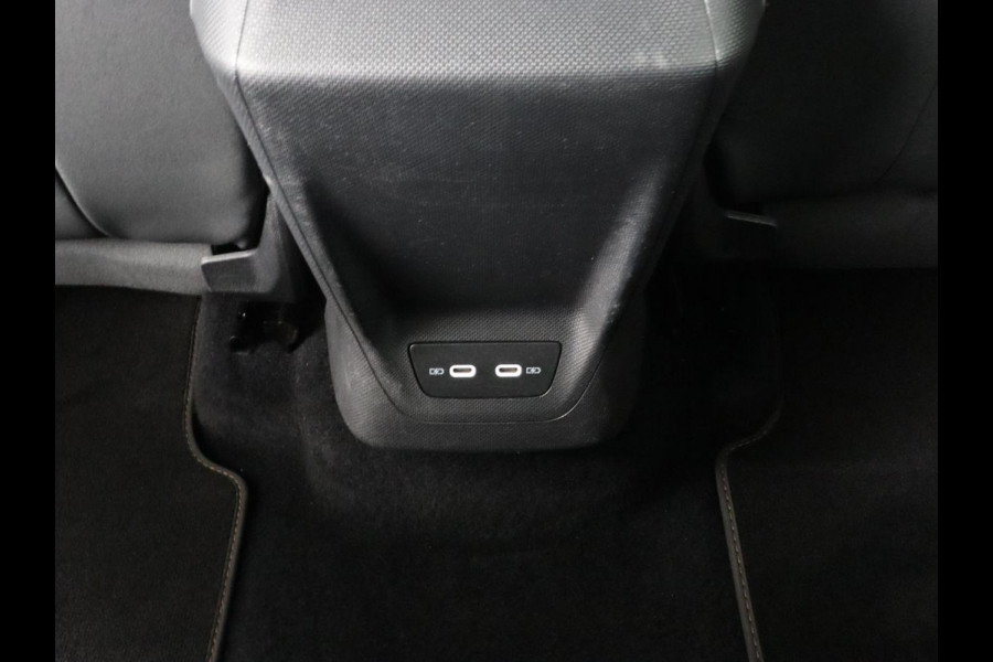 CUPRA Born Adrenaline One 62 kWh | Stoelverwarming | Adaptive cruise | Camera | Carplay | Stuurverwarming | Sfeerverlichting | Navigatie | Full LED | Keyless