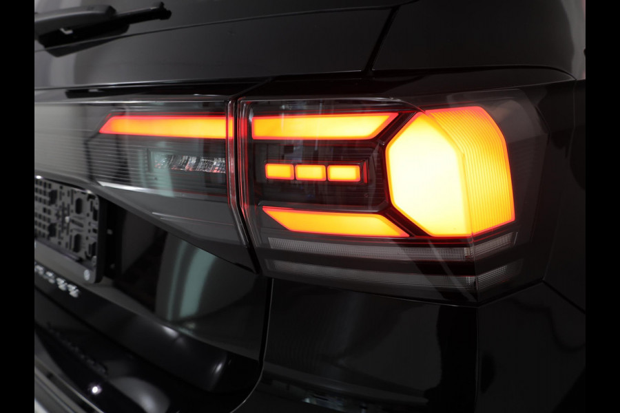 Volkswagen T-Cross 1.0 TSI Life GOAL 95 pk | Navigatie | Parkeersensoren | Autom. airco | Stoelverwarming | Adaptieve cruise control |