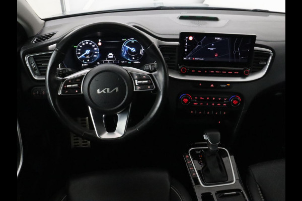 Kia Ceed 1.6 GDI PHEV ExecutiveLine | Panoramadak | Stoelventilatie | Trekhaak | Camera | Carplay | Adaptive cruise | Achterbankverwarming | Keyless | Navigatie | Full LED | Plug In