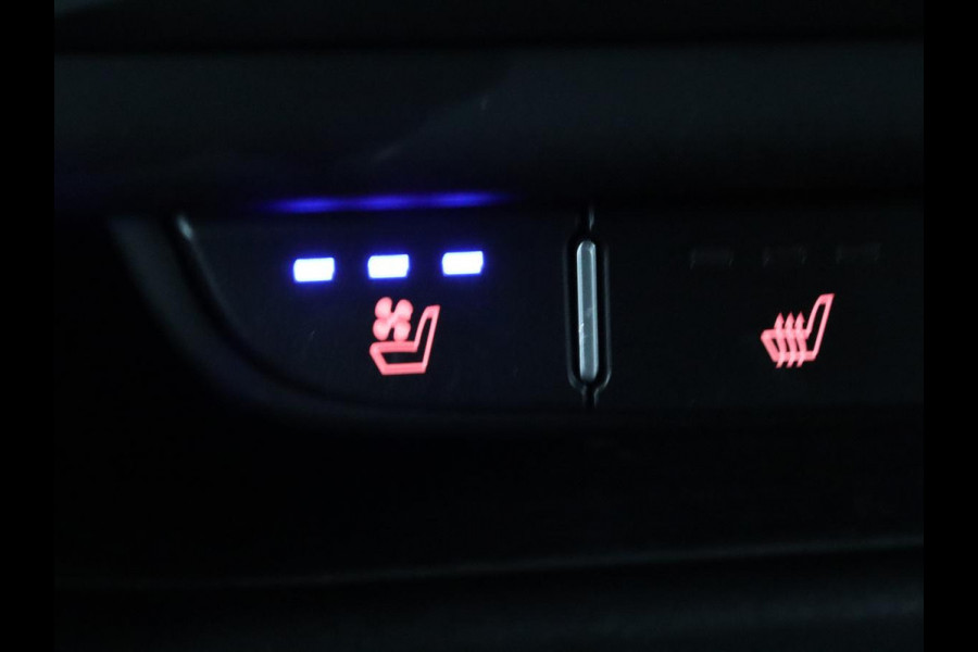 Kia Ceed 1.6 GDI PHEV ExecutiveLine | Panoramadak | Stoelventilatie | Trekhaak | Camera | Carplay | Adaptive cruise | Achterbankverwarming | Keyless | Navigatie | Full LED | Plug In