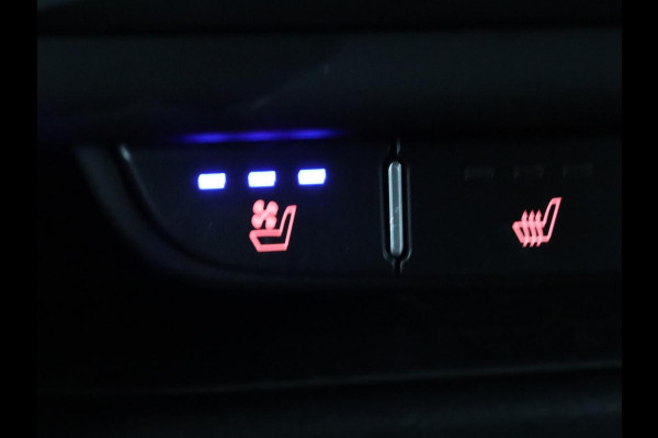 Kia Ceed 1.6 GDI PHEV ExecutiveLine | Panoramadak | Stoelventilatie | Trekhaak | Camera | Carplay | Adaptive cruise | Achterbankverwarming | Keyless | Navigatie | Full LED | Plug In