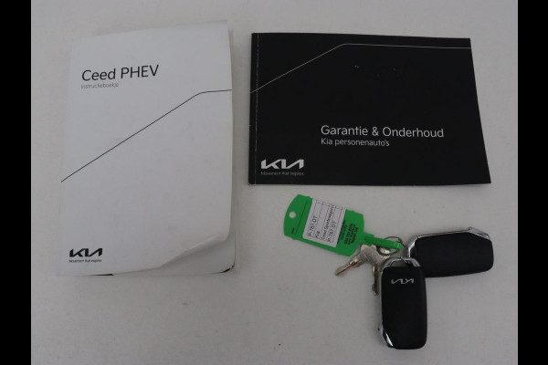 Kia Ceed 1.6 GDI PHEV ExecutiveLine | Panoramadak | Stoelventilatie | Trekhaak | Camera | Carplay | Adaptive cruise | Achterbankverwarming | Keyless | Navigatie | Full LED | Plug In