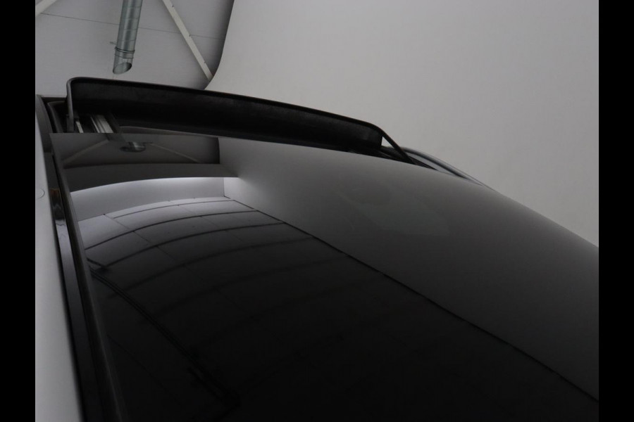 Kia Ceed 1.6 GDI PHEV ExecutiveLine | Panoramadak | Stoelventilatie | Trekhaak | Camera | Carplay | Adaptive cruise | Achterbankverwarming | Keyless | Navigatie | Full LED | Plug In