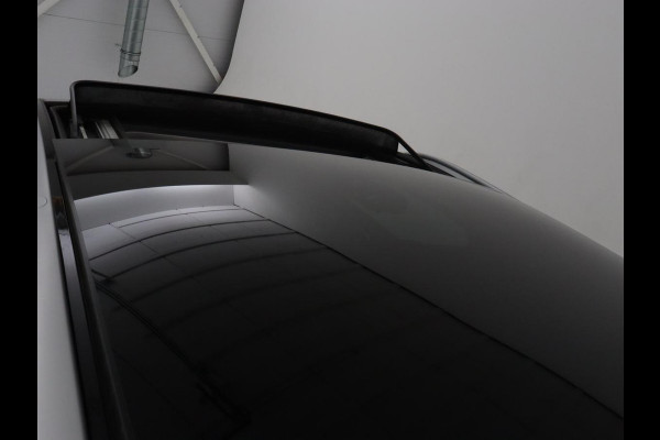 Kia Ceed 1.6 GDI PHEV ExecutiveLine | Panoramadak | Stoelventilatie | Trekhaak | Camera | Carplay | Adaptive cruise | Achterbankverwarming | Keyless | Navigatie | Full LED | Plug In