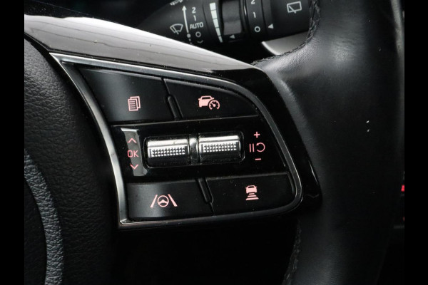 Kia Ceed 1.6 GDI PHEV ExecutiveLine | Panoramadak | Stoelventilatie | Trekhaak | Camera | Carplay | Adaptive cruise | Achterbankverwarming | Keyless | Navigatie | Full LED | Plug In