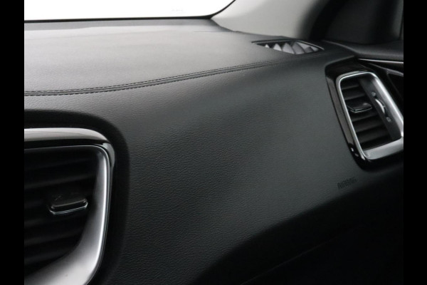 Kia Ceed 1.6 GDI PHEV ExecutiveLine | Panoramadak | Stoelventilatie | Trekhaak | Camera | Carplay | Adaptive cruise | Achterbankverwarming | Keyless | Navigatie | Full LED | Plug In