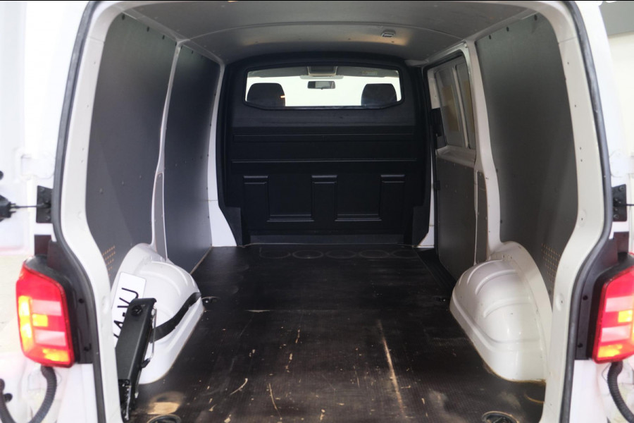 Volkswagen Transporter 2.0 TDI L1H1 - N.A.P. Airco, Trekhaak