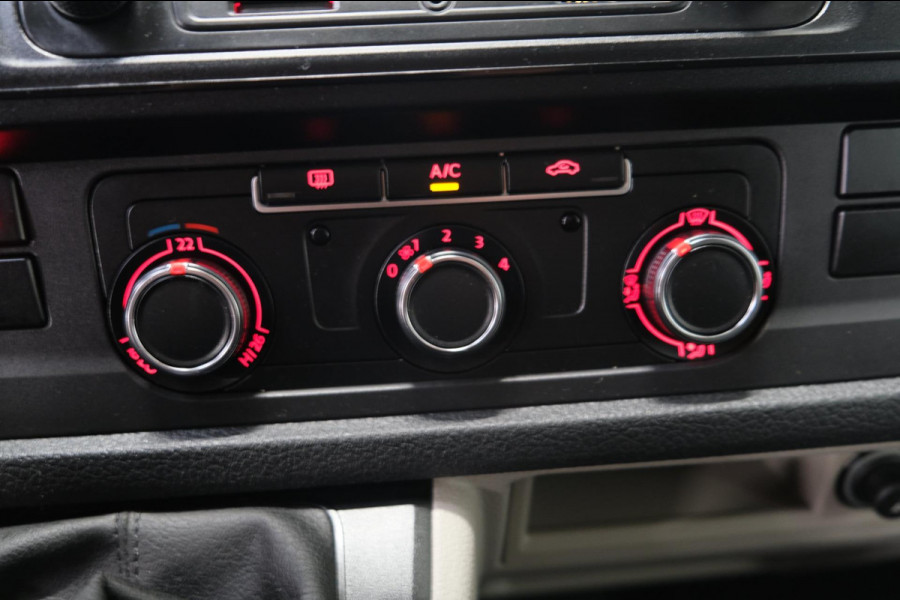 Volkswagen Transporter 2.0 TDI L1H1 - N.A.P. Airco, Trekhaak