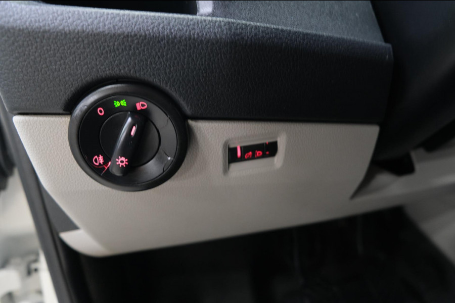 Volkswagen Transporter 2.0 TDI L1H1 - N.A.P. Airco, Trekhaak