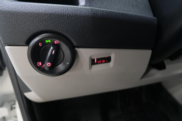 Volkswagen Transporter 2.0 TDI L1H1 - N.A.P. Airco, Trekhaak