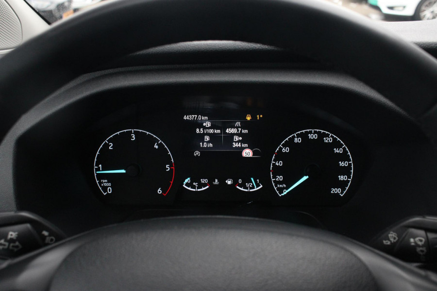 Ford Transit Custom 300 2.0 TDCI L1H1 Trend | SCI | 130pk | Adaptieve Cruise | Sync 3 Navigatie | Voorruit verwarming