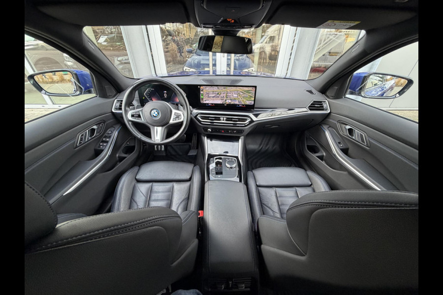 BMW 3-serie 320e High Ex. M-Sport Pro |M-Seats|Memory|Ad. M onderstel|19"|Cam|HiFi