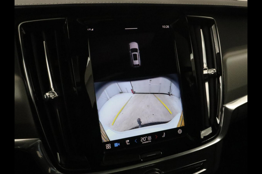 Volvo V90 2.0 T6 AWD Inscription Plug In | Panoramadak | Leder | Stoel & stuurverwarming | Trekhaak | Camera | Adaptive cruise | Carplay | Achterbankverwarming | 19'' | Harman/Kardon | PHEV