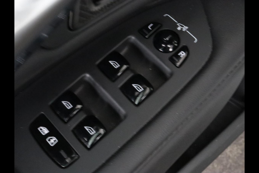 Volvo V90 2.0 T6 AWD Inscription Plug In | Panoramadak | Leder | Stoel & stuurverwarming | Trekhaak | Camera | Adaptive cruise | Carplay | Achterbankverwarming | 19'' | Harman/Kardon | PHEV