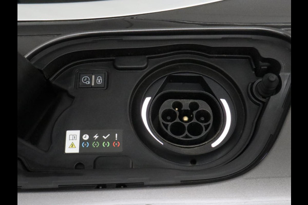 Peugeot 508 1.6 HYbrid Allure | Trekhaak | Adaptive cruise | Half leder | Camera | Carplay | Navigatie | Sfeerverlichting | Full LED | Climate control | PHEV | Plug In