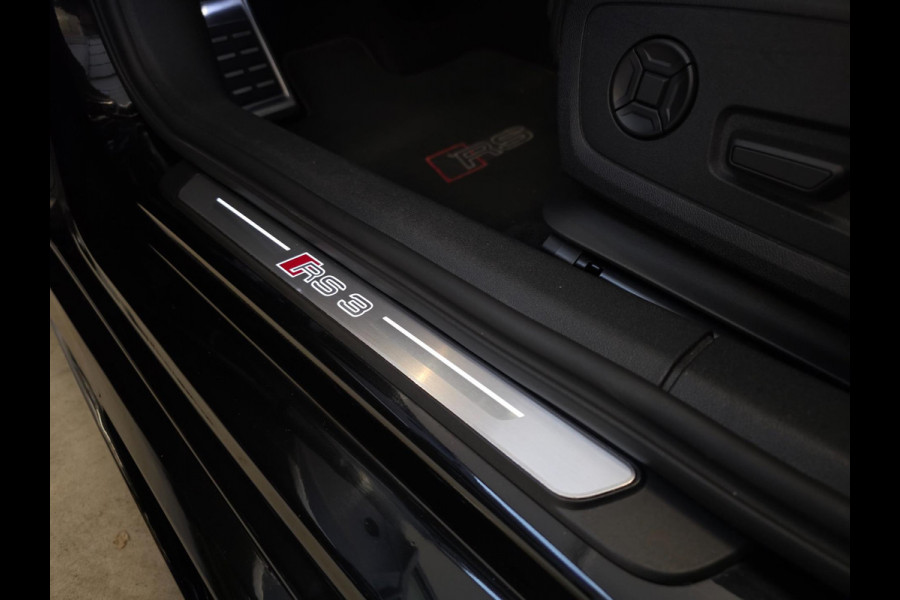 Audi RS3 Sportback 2.5 TFSI RS3 / Pano / B&O / Matrix LED / Dealer onderhouden / Full options / HUD / RS Zetels / GPS Track&Trace