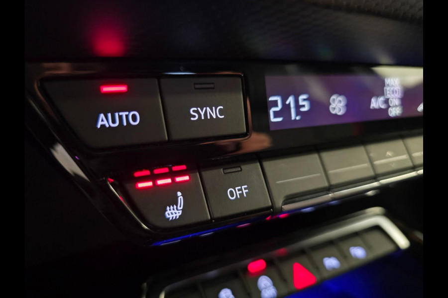 Audi RS3 Sportback 2.5 TFSI RS3 / Pano / B&O / Matrix LED / Dealer onderhouden / Full options / HUD / RS Zetels / GPS Track&Trace