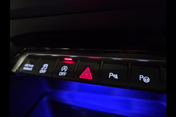 Audi RS3 Sportback 2.5 TFSI RS3 / Pano / B&O / Matrix LED / Dealer onderhouden / Full options / HUD / RS Zetels / GPS Track&Trace