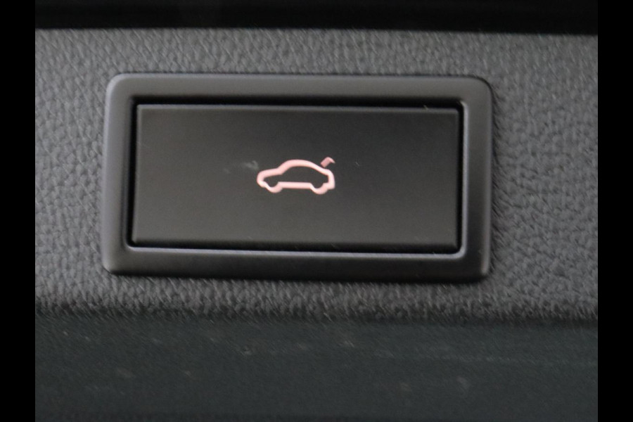 Škoda Octavia 1.0 TSI Style | Stoelverwarming | Camera | Trekhaak | Carplay | Navigatie | Canton Sound | Sfeerverlichting | Full LED | Climate control | Cruise control | Keyless