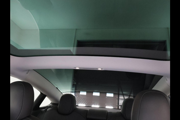 Tesla Model 3 60 kWh RWD *BTW* + LEDER | AUTOPILOT | PANORAMA | 3 CAMERA'S | PRIVACY GLASS