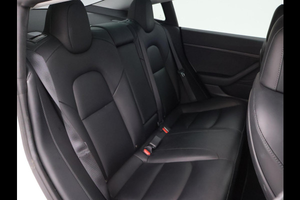Tesla Model 3 60 kWh RWD *BTW* + LEDER | AUTOPILOT | PANORAMA | 3 CAMERA'S | PRIVACY GLASS