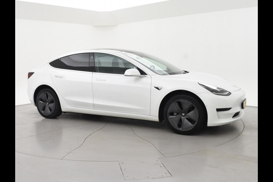 Tesla Model 3 60 kWh RWD *BTW* + LEDER | AUTOPILOT | PANORAMA | 3 CAMERA'S | PRIVACY GLASS