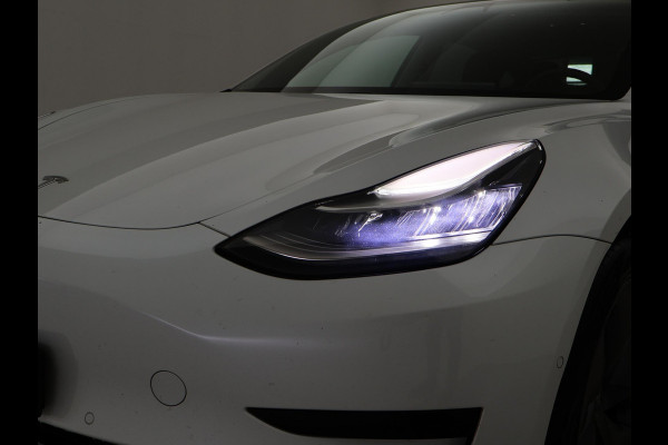 Tesla Model 3 60 kWh RWD *BTW* + LEDER | AUTOPILOT | PANORAMA | 3 CAMERA'S | PRIVACY GLASS